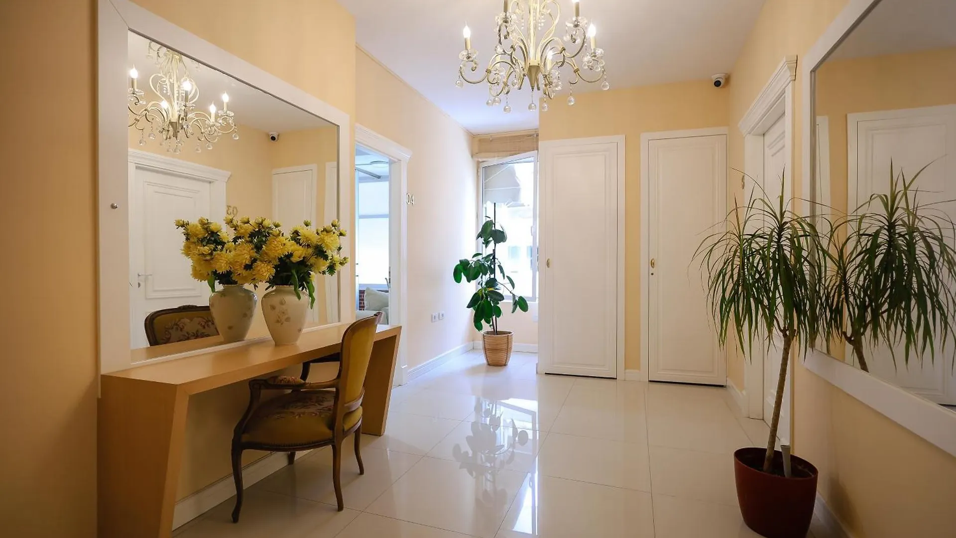 Noela'S Place Tirana